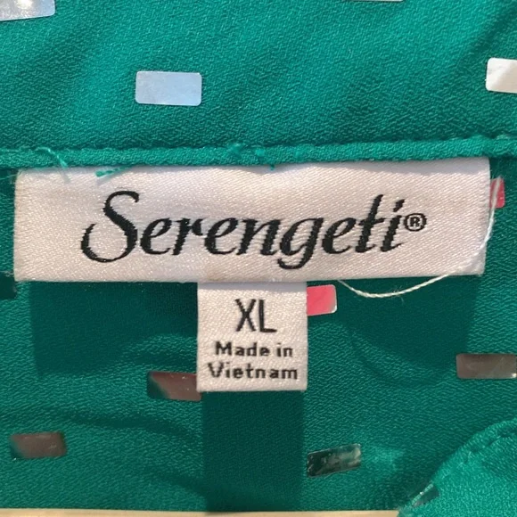 Serengeti Ladies Blouse.  Green w/Shiny Silver Pieces.  XL.‎  Button Up. - Picture 7 of 9